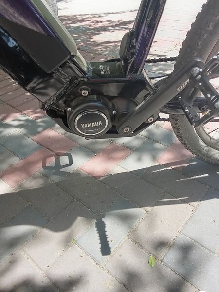 Vand bicicleta electrica hibrid.